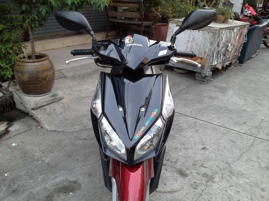 click i ปี 54 สีแดง ดำ ไมล์ขาว รถบ้าน สวย เดิมๆ เครื่องแน่น click i ปี 54 สีแดง ดำ ไมล์ขาว รถบ้าน สวย เดิมๆ เครื่องแน่น