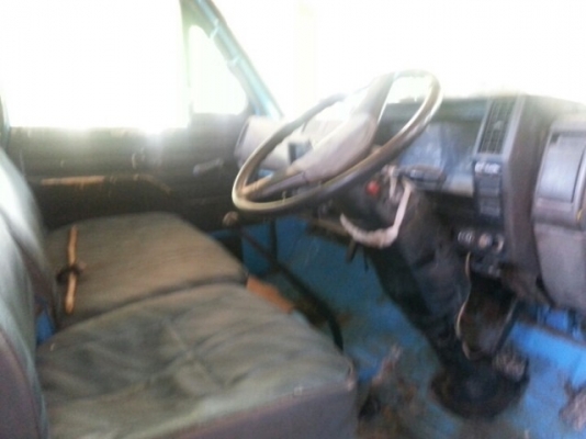 ขายISUZU NKR110แรง เครื่องดี แคชซีสวย เฟืองท้ายใหญ่ เอกสารพร้อมโอน