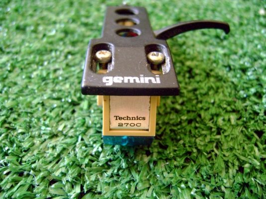 ขาย Headshell พร้อมหัว Technics 270C ไม่มีปลาย ขาย Headshell พร้อมหัว Technics 270C ไม่มีปลาย