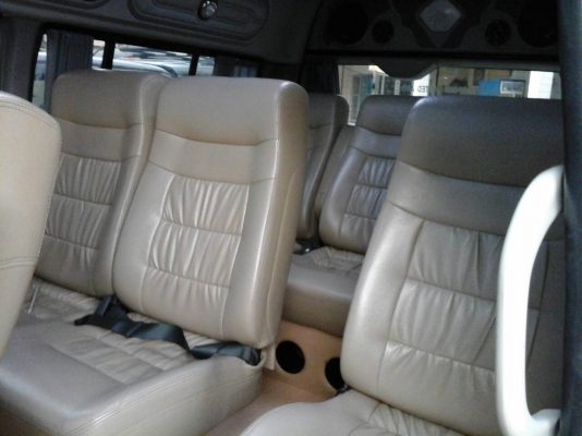 ขายรถตู้ปี 07 ด่วนลดสุด !!! 695,000-