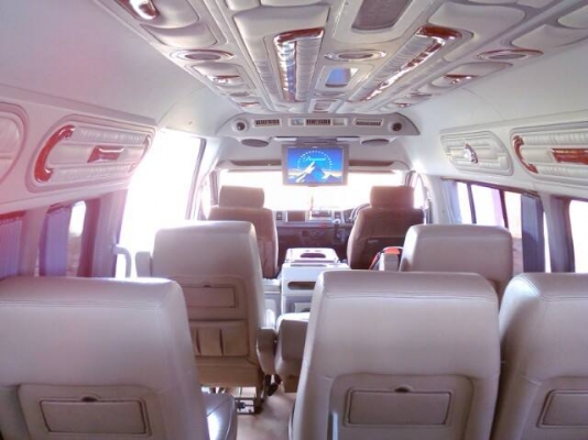 ขายรถตู้ปี 07 ด่วนลดสุด !!! 695,000-