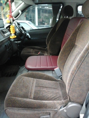 ขายรถตู้ปี 07 ด่วนลดสุด !!! 695,000-