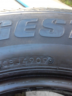 205/70R15 BRIDGASTONE DURAVIS R611  มีชุด 4 เส้น TEL.081-427-3941