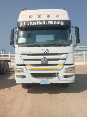 ขายรถหัวลาก HOWO Tractor truck 2011