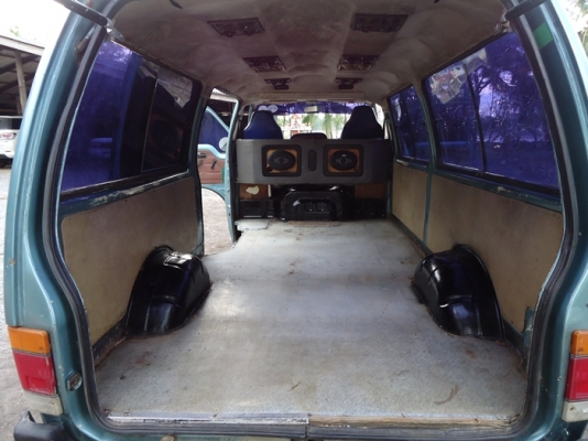 รถ ตู้  ISUZU   สภาพพร้อมใช้งาน เครื่องดีทีเดียวติด