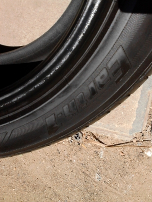 YOKOHAMA Earth-1 **ยางไม่เคยปะทั้ง 4 เส้น ถอดจาก BENZ TEL.081-427-3941