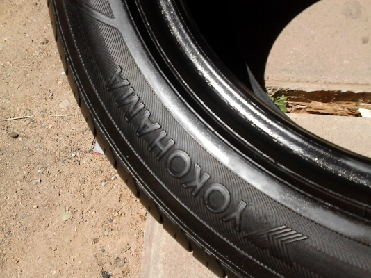 YOKOHAMA Earth-1 **ยางไม่เคยปะทั้ง 4 เส้น ถอดจาก BENZ TEL.081-427-3941