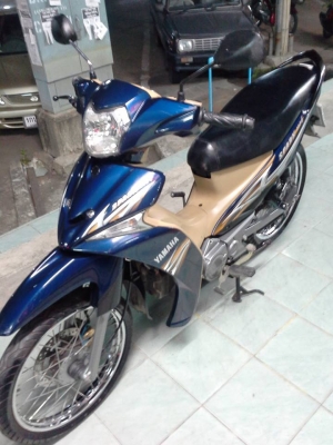 รุ่นใหม่ล่าสุด Yamaha Spark 115i ปี 2556 (สตาร์ทมือ) รถสวยมากๆ รุ่นใหม่ล่าสุด Yamaha Spark 115i ปี 2556 (สตาร์ทมือ) รถสวยมากๆ