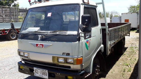 6 ล้อกลาง HINO  FB2WGKA  120 แรงม้า   ยาว 5.00 ม.  รถสวยเดิม ตามสภาพ  รถห้างแท้
