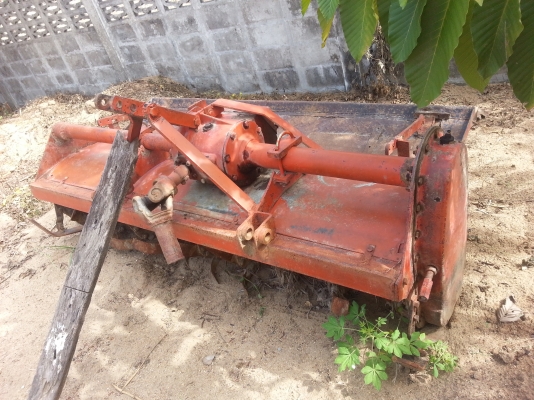 แชมป์ MX6055 4WD พร้อมโรตารี่โฮเวิด  ขายถูกๆ 195000 บาท