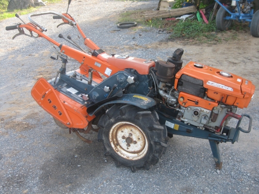 รถพรวนดินเดินตาม รถพรวนดินเดินตาม