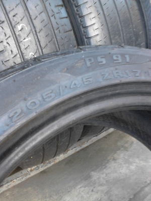 205/45R17 PINSO TYRE   มี 1 คู่  TEL.081-427-3941