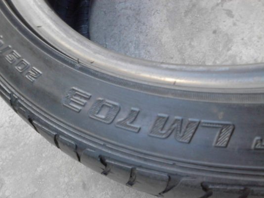 205/45R17 DUNLOP SP-SPORT LM703  มี 1 คู่  TEL.081-427-3941