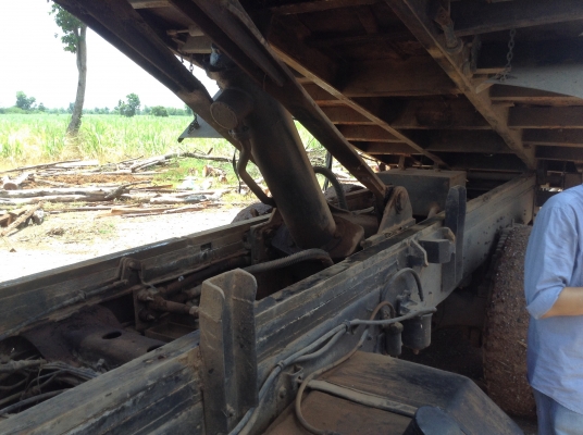 ขายพ่วงดั้มแม่ลูก HINO FM227 เครื่องเดิม EM100 220 แรงม้า เกียร์เดิม สโลว์เดิม คัสซีสวย ยางเต็ม ทะเบียนเต็มพร้อมโอน ราคาต่อรองได้อีกครับ