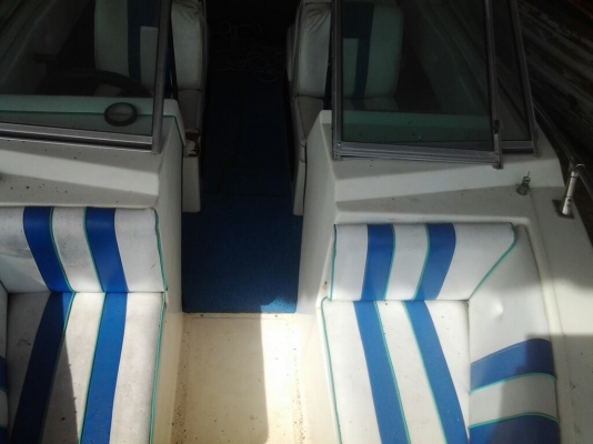 ขายเรือเร็วไฟเบอร์กาส 22 ฟุต เครื่องยามาฮา 200 แรง สภาพพร้อมใช้ สนใจติดต่อสอบถามใด้