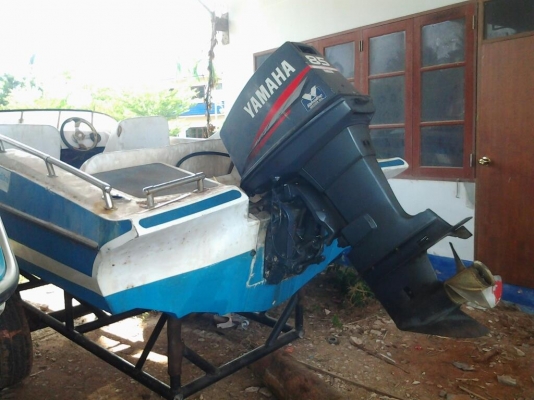 ขายเรือเร็วไฟเบอร์กาส 17 ฟุต เครื่องยามาฮา 85 แรง สภาพพร้อมใช้งานค่ะ ขายเรือเร็วไฟเบอร์กาส 17 ฟุต เครื่องยามาฮา 85 แรง สภาพพร้อมใช้งานค่ะ