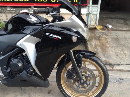 ถูกสุดในเว็บ CBr250 หัวฉีด ราคากระหน่ำโลก 72,500 ต่อรองได้อีกเยอะ