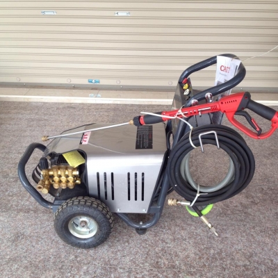 เครื่องฉีดน้ำแรงดันสูง ขนาด 180 บาร์ เครื่องฉีดน้ำแรงดันสูง ขนาด 180 บาร์