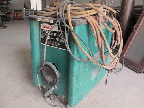 ขายเครื่องเชื่อมไฟฟ้าMAKITA300แอมป์ คอยด์ทองแดงแท้