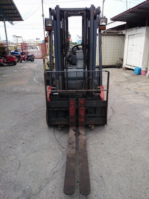 รถยกไฟฟ้าแบบนั่งขับขนาด 1.5 ตันเสาสูง 3 เมตร Nichiyu FB15PN-70B  ราคา  75000.-  บาท