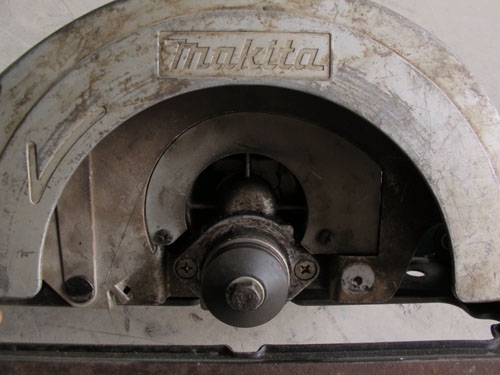 ขายเลื่อยวงเดือน MAKITA แท้รุ่น5900ขนาด9.5นิ้วสวยๆพร้อมใช้