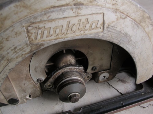 ขายเลื่อยวงเดือน MAKITA แท้รุ่น5900ขนาด9.5นิ้วสวยๆพร้อมใช้