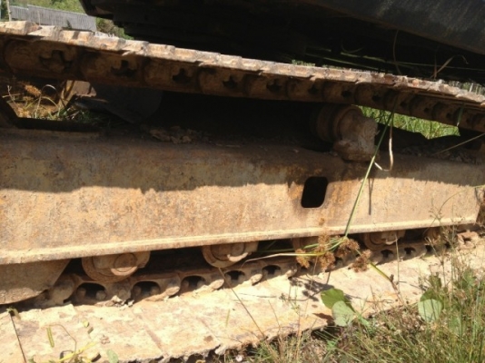 Komatsu pc60-5 รถยังสวยพร้อมใช้ ขายเพราะไม่มีคนขับ เอกสารเล่มทะเบียน 0872976734