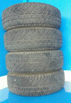 ขายยาง MICHELIN LATTITUDE-CROSS 225-70-15 ปลายปี11 ดอกเต็มๆ ไม่บวม พร้อมใส่ถ่วง ชุดละ 8,500 บาท (เบิกใหม่เส้นละ 4,000 กว่า)