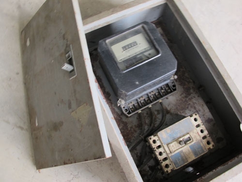 ขายมิเตอร์ไฟพร้อมเบรกเกอร์ไฟ3เฟส 380โวล์ล