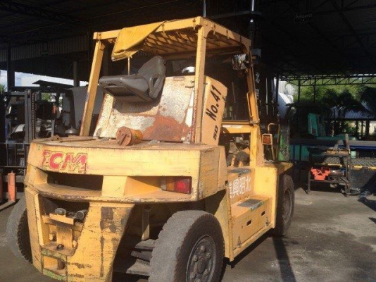 ขาย tcm fd50 ( 5 ton ) เครื่องยนต์ ดีเซล