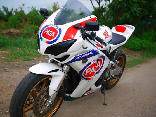 ขายcbr400ปี92ทะเบียนเเท้แฟร์ลิ่ง08เครื่องสดจัดไฟเเนทท์ได้