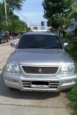 มิตซูบิชิสตาดาร์ สีบรอน 4 ประตูสภาพดี ปี 2004