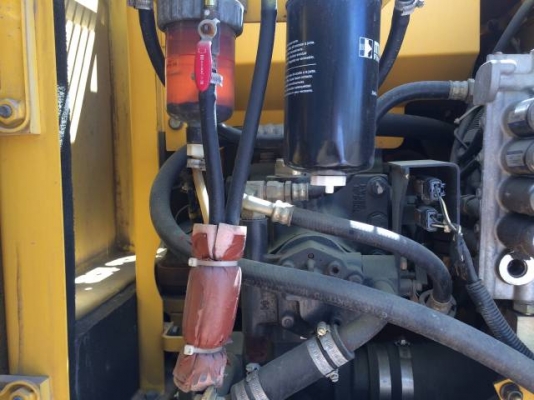 ขายรถแบคโฮ KOMATSU PC130-6 ระบบไฟฟ้าเต็ม รถนอกนำเข้าสภาพสวย สนใจติดต่อ 081-2990958 มีVDOการทำงานครับ ขายรถแบคโฮ KOMATSU PC130-6 ระบบไฟฟ้าเต็ม รถนอกนำเข้าสภาพสวย สนใจติดต่อ 081-2990958 มีVDOการทำงานครับ