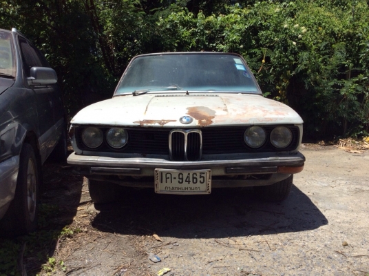 ขาย BMW E12 1974 ไฟท้ายสั่น ราคา 25500 บาท ขาย BMW E12 1974 ไฟท้ายสั่น ราคา 25500 บาท