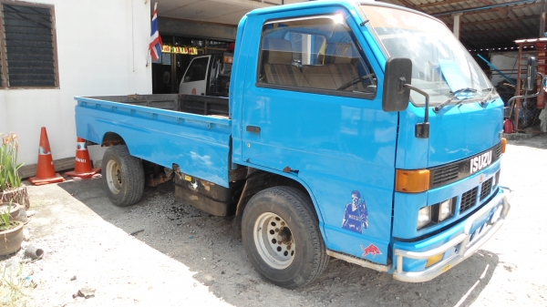 ขายอีซูสุเครื่อง 74 แรงสวยๆทะเบียน ม 79 ดั้มหัวใด้ครับพวงมาลัยเพาเวอร์ ขายอีซูสุเครื่อง 74 แรงสวยๆทะเบียน ม 79 ดั้มหัวใด้ครับพวงมาลัยเพาเวอร์