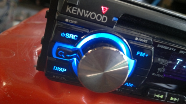 เครื่องเล่นวิทยุ Kenwood(E242)50W*4 CD/MP3/WMA สภาพสวยครับ เครื่องเล่นวิทยุ Kenwood(E242)50W*4 CD/MP3/WMA สภาพสวยครับ