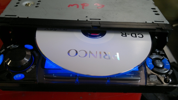 เครื่องเล่น CD/MP3/WMA Panasonic CQ-C5300 50Wx4