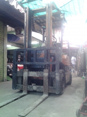 รถฟอร์คลิฟต์ TOYOTA 5FD-1.8 ตัน รถฟอร์คลิฟต์ TOYOTA 5FD-1.8 ตัน