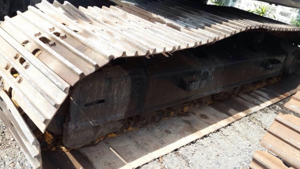 ขายรถแบ็คโฮ KOBELCO SK200 mark 6 YN08 เอกสารเล่มทะเบียน ไฟฟ้าครบ ไมล์ชั่วโมง 13,xxx