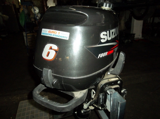 SUZUKI FOUR STROKE 6hp SUZUKI FOUR STROKE 6hp