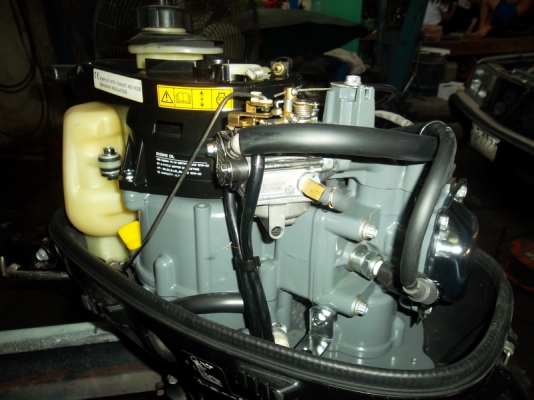 SUZUKI FOUR STROKE 6hp SUZUKI FOUR STROKE 6hp