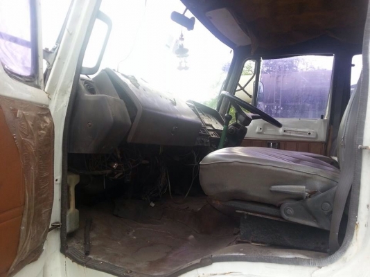 ขายรถบรรทุกสิบล้อ HINO FL186 เครื่อง HO7C 185 แรง 1 เพลา ตู้แสตนเลส ทะเบียนพร้อม