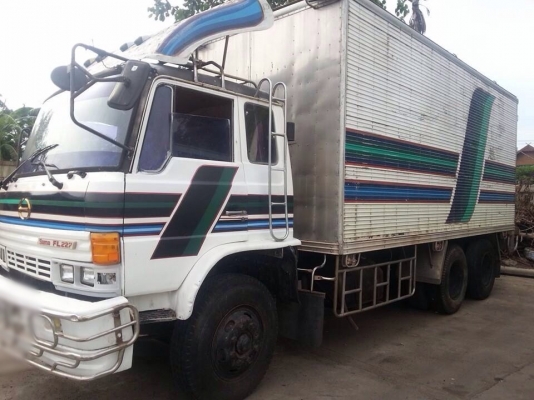 ขายรถบรรทุกสิบล้อ HINO FL186 เครื่อง HO7C 185 แรง 1 เพลา ตู้แสตนเลส ทะเบียนพร้อม