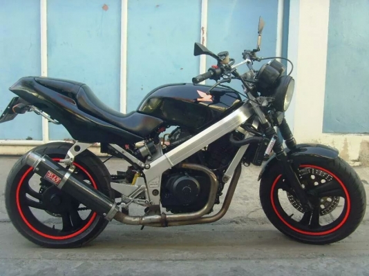 ร้อนเงินสุดๆ ขายฮอนด้า บอส650 ทะเบียนแท้พร้อมโอน ภาษีไม่ขาด