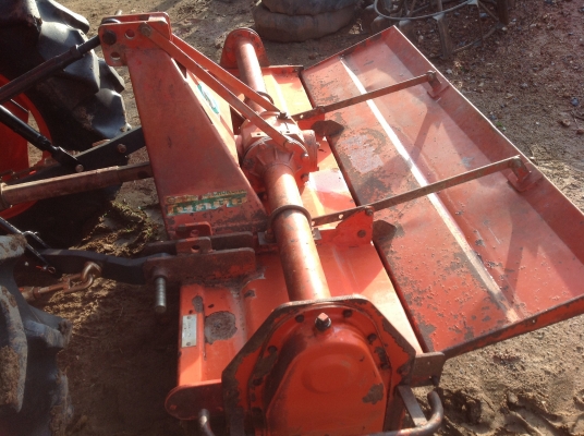 ปัญญาแทรคเตอร์มาแล้ว...จัดมาให้ครับ คูโบต้า L3408พร้อม  ใบมีดตราช้าง โรตาลี่โชคชัย เล่มพร้อม  ส่งฟรีทั่วไทยครับ จัดส่ง จ.ลำปาง