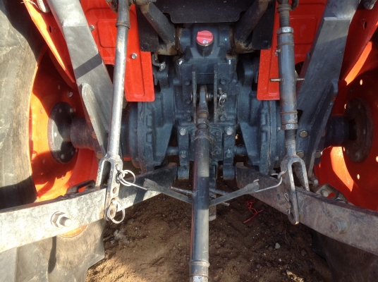 ปัญญาแทรคเตอร์มาแล้ว...นางฟ้า ครับ รถไร่แท้ๆ ไม่เคยลงน้ำ คูโบต้า L3608 พร้อมใบมีดคานล่างFD163F ผาน6x22ตราช้าง ทำงาน 372 ชม. จัดส่ง อ.ขาณุฯ จ.กำแพงเพชร