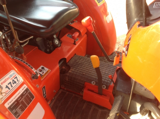 ปัญญาแทรคเตอร์มาแล้ว...นางฟ้า ครับ รถไร่แท้ๆ ไม่เคยลงน้ำ คูโบต้า L3608 พร้อมใบมีดคานล่างFD163F ผาน6x22ตราช้าง ทำงาน 372 ชม. จัดส่ง อ.ขาณุฯ จ.กำแพงเพชร