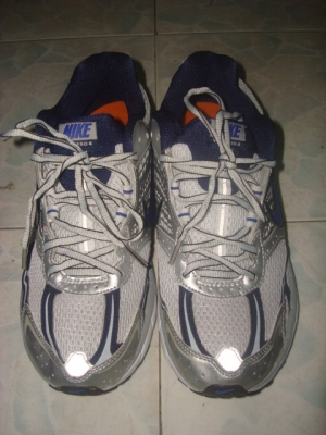 ขาย รองเท้าNike รุ่น Zoom Vomero 4