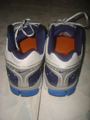 ขาย รองเท้าNike รุ่น Zoom Vomero 4