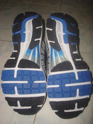 ขาย รองเท้าNike รุ่น Zoom Vomero 4